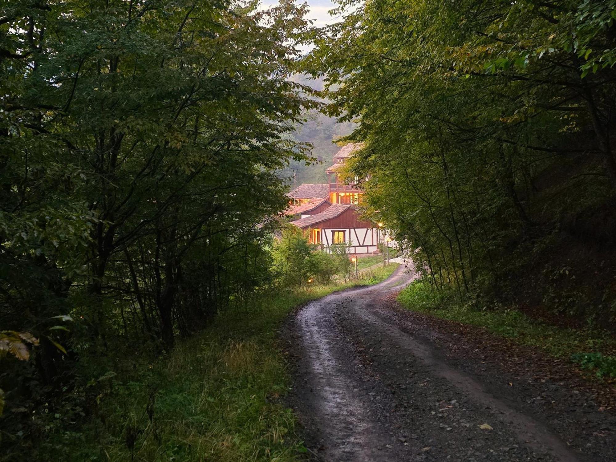 Ecokayan Dilijan Resort Hotel Екстер'єр фото